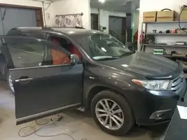 TOYOTA HIGHLANDER 2013